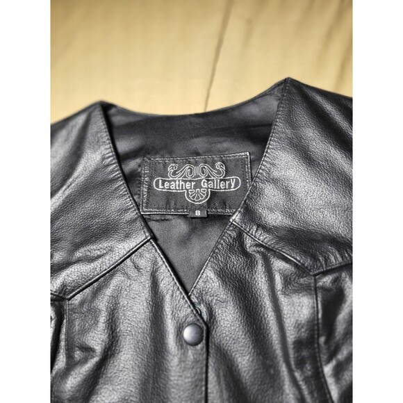 Leather Gallery Women’s Black Genuine Leather Vest 8 Snap Biker Western 90s Y2K - Picture 3 of 5